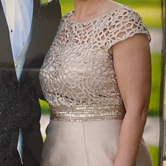 Mother of the bride dress - Picture 6 of 8